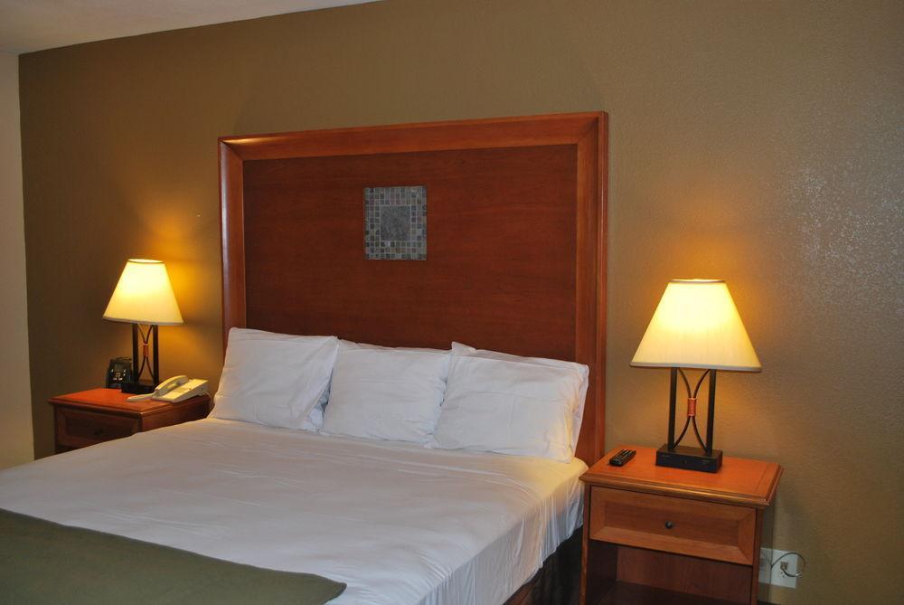 Rodeway Inn Duncanville Extérieur photo