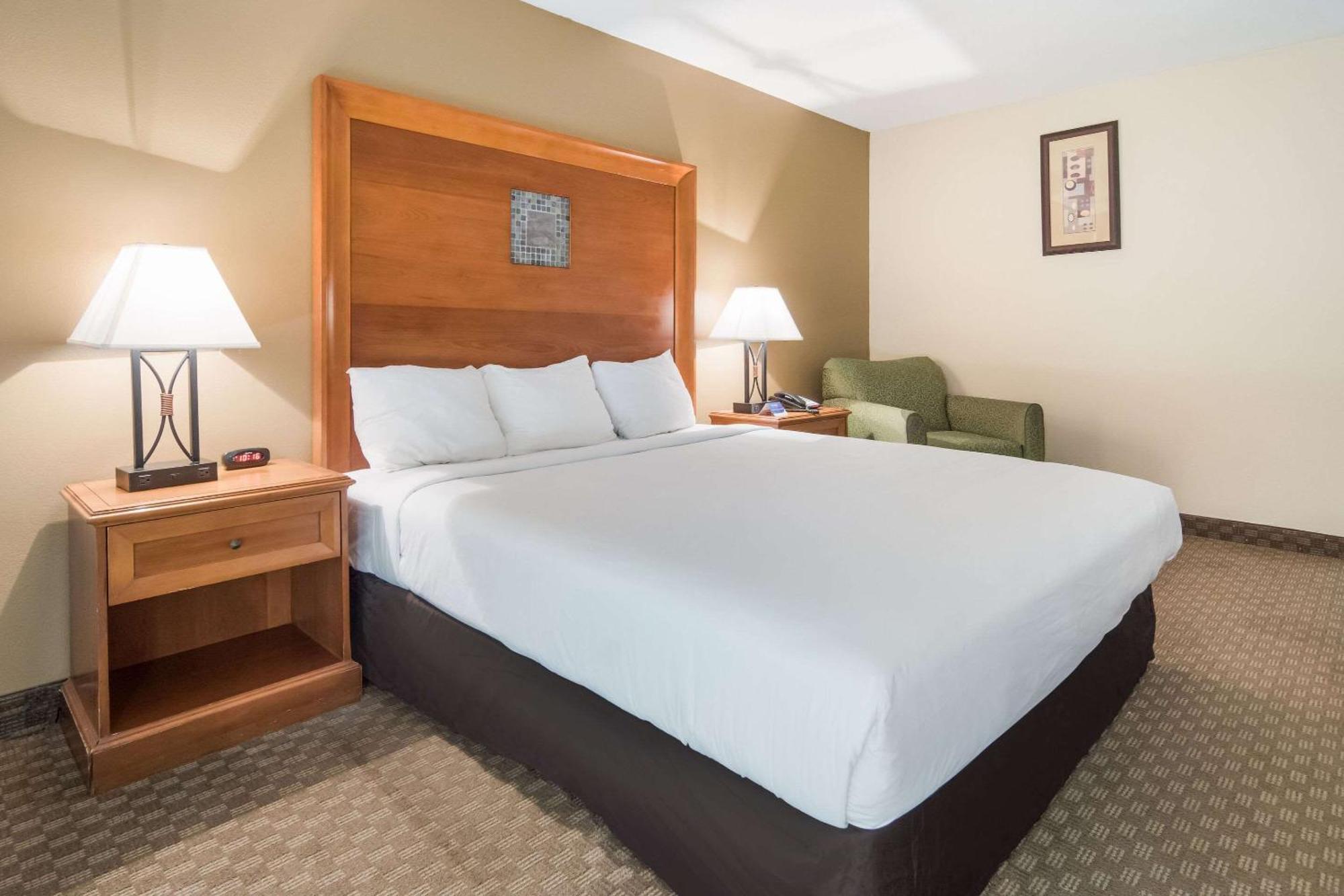 Rodeway Inn Duncanville Extérieur photo